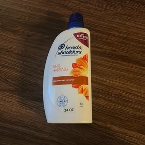 Head & Shoulders Anti-Hairfall 24oz pump. Strengthen hair reduce breakage.